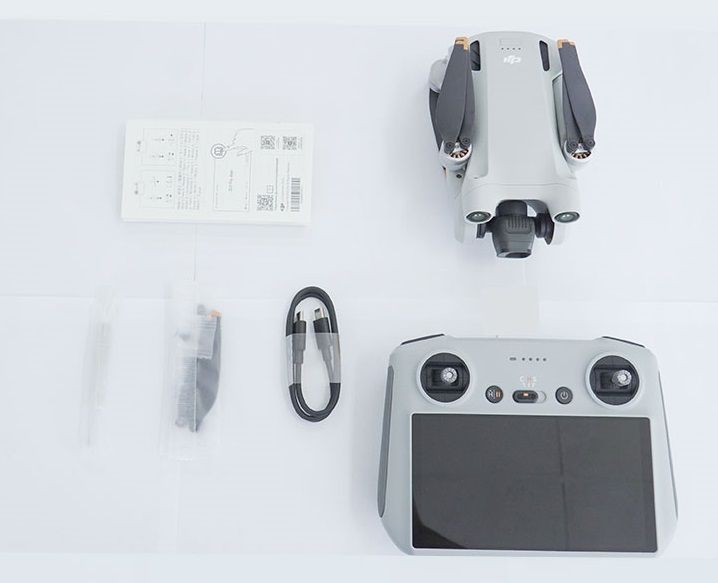Flycam DJI Mini 3 Pro Bản Smart Controller  ( DJI RC )