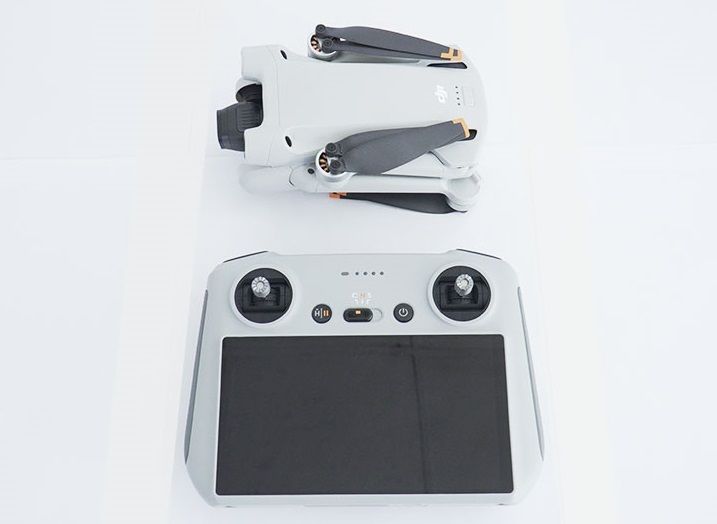 Flycam DJI Mini 3 Pro Bản Smart Controller  ( DJI RC )