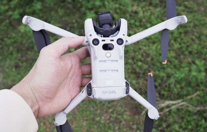 Flycam DJI Mini 4 Pro Bản Basic ( DJI RC - N2) (Bản review 99%)