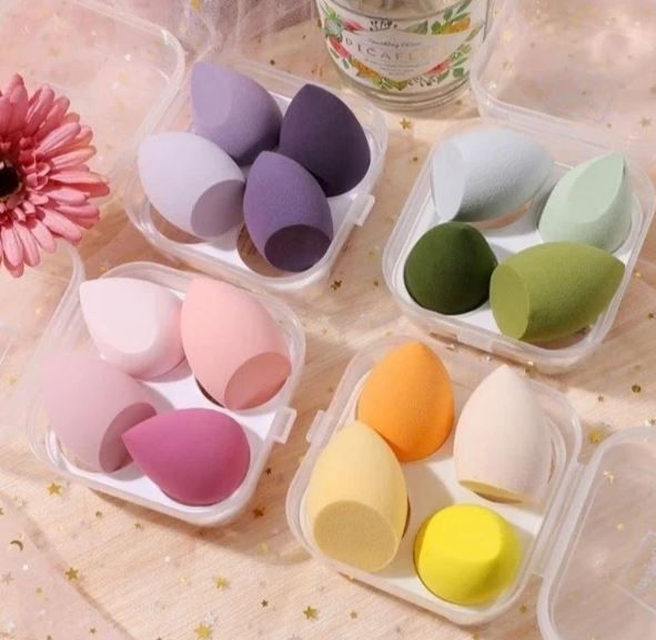 Các set mút tán kem nền trong hộp