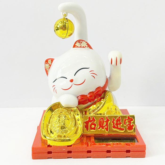 Mèo Thần Tài đuôi dài có chuông 12x8.8x8.8cm