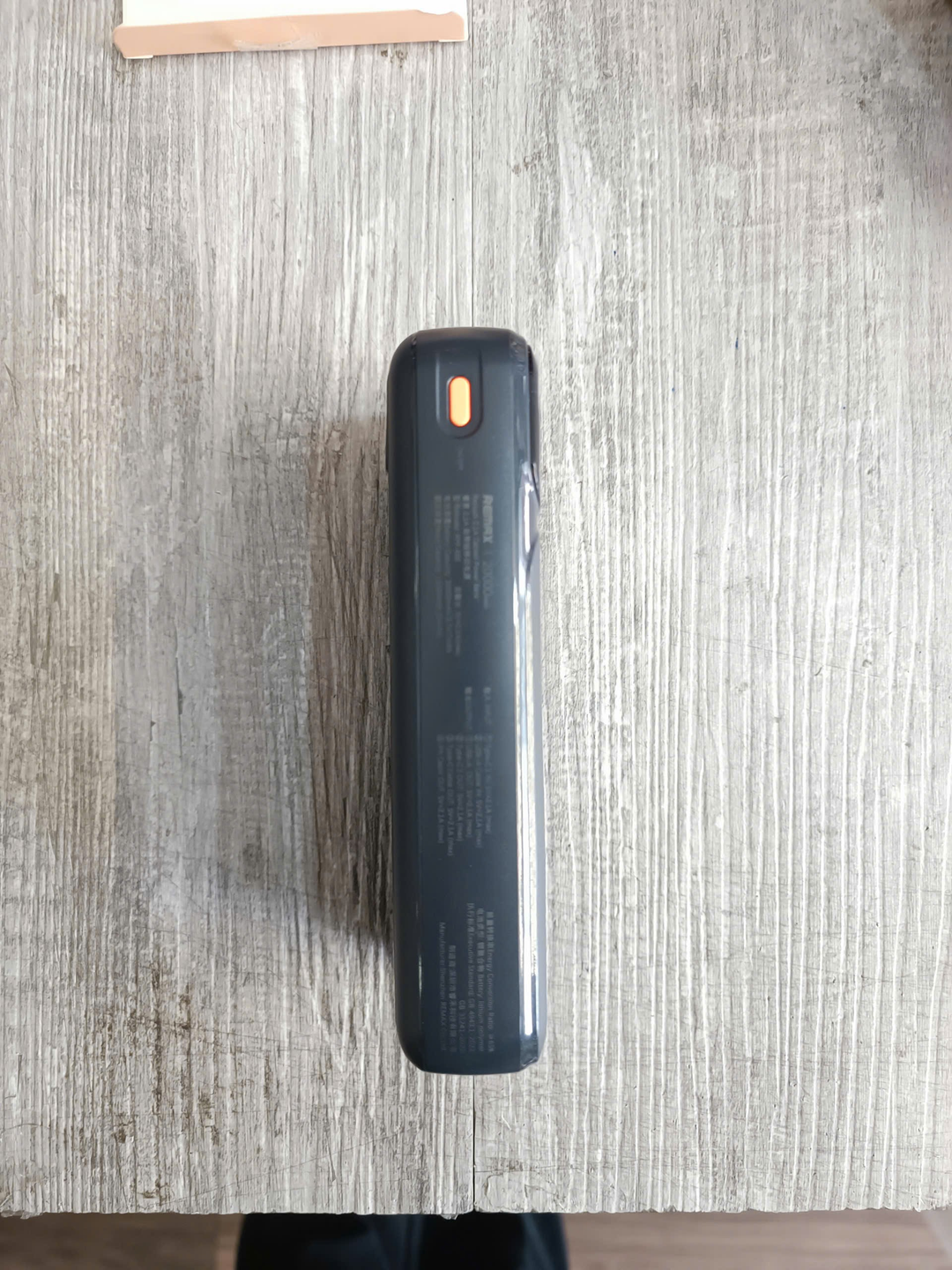 Pin Sạc dự phòng Remax RPP- 686 kèm cáp 2.1A dung lượng 20000mAh