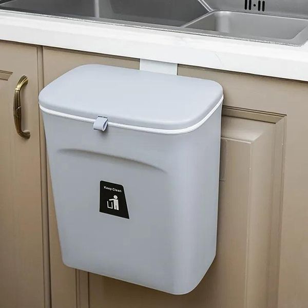 Thùng đựng rác treo lên cánh tủ nhà bếp, hoặc treo tường tiện dụng