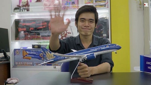 Mua máy bay mô hình chính hãng tại HCM và Đà Nẵng uy tín chính hãng