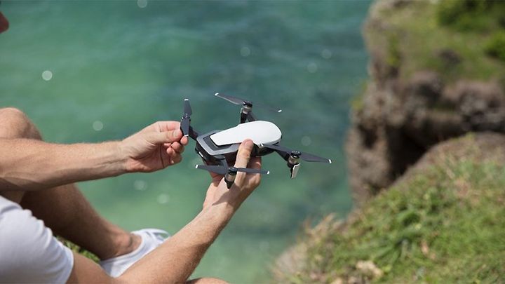 Hướng dẫn một số chú ý để bay Flycam an toàn