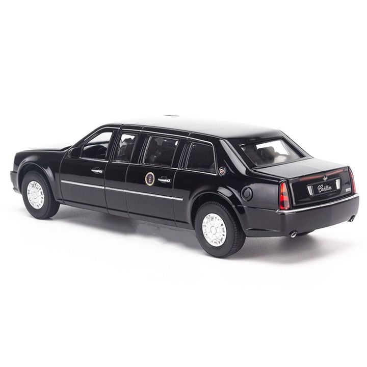 Mô hình Xe Cadillac The Beast USA President 1:32