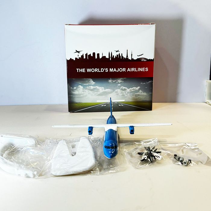 Mô hình máy bay cánh quạt Vietnam Airlines ATR 20cm