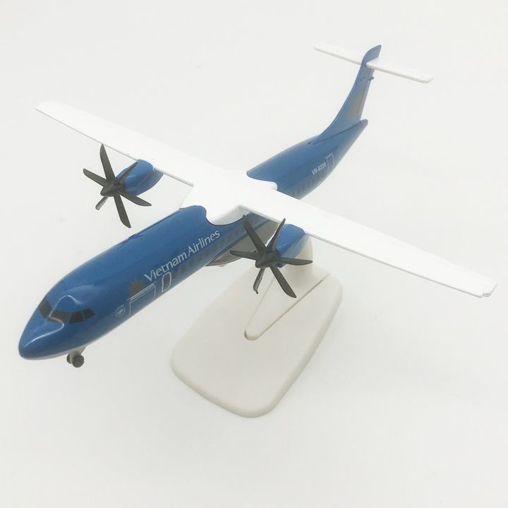 Mô hình máy bay cánh quạt Vietnam Airlines ATR 20cm