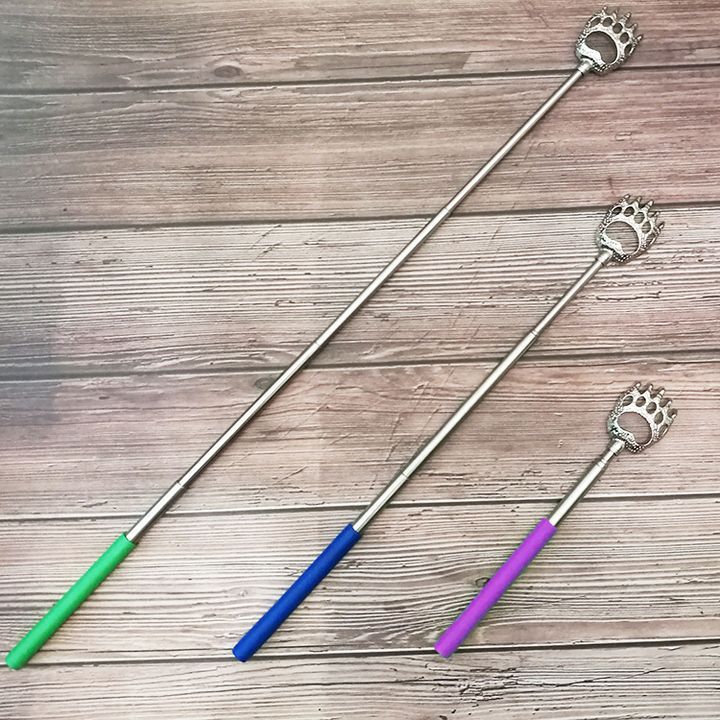 Cây gãi lưng hình bàn tay gấu