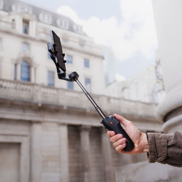 Gimbal chống rung điện thoại Hohem iSteady V3 Ultra có cảm biến AI và bản điều khiển từ xa