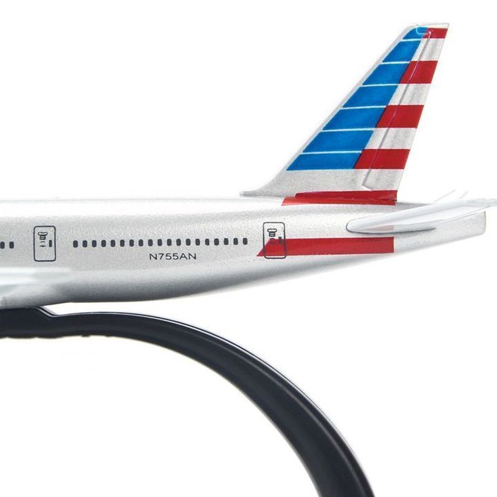 Mô hình Máy bay American Airlines Boeing B777 20cm