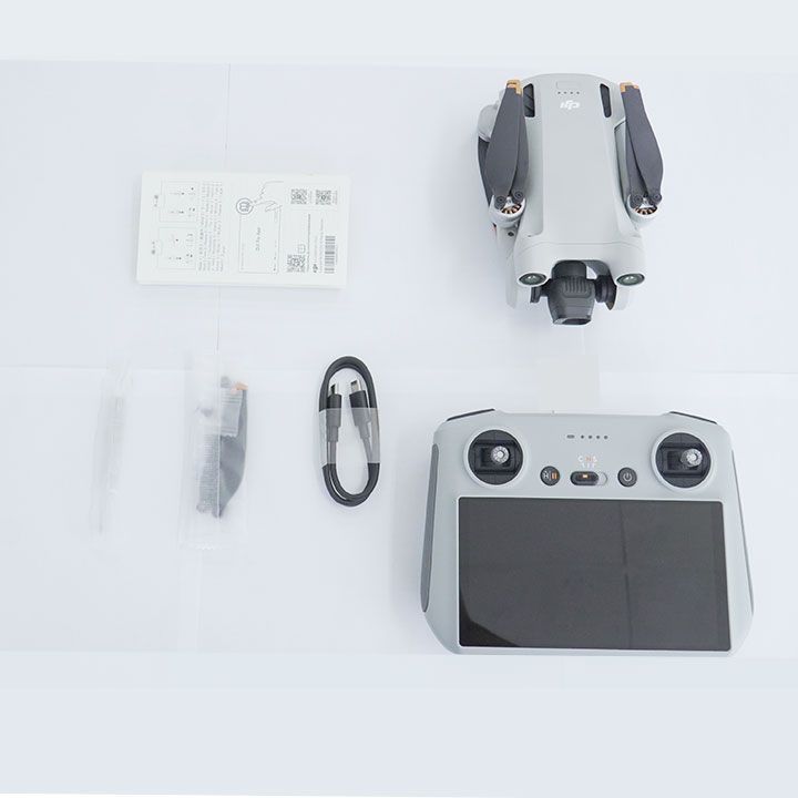 Flycam DJI Mini 3 Pro Bản Smart Controller  ( DJI RC ) 