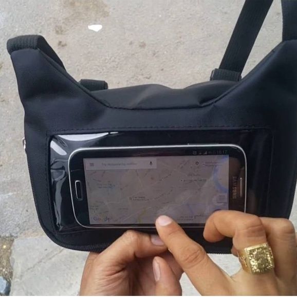 Túi treo điện thoại, vật dụng trên xe máy