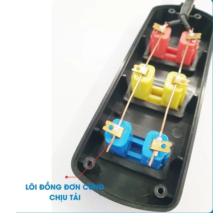 Ổ cắm điện Kenno 3 ổ cắm kèm dây nguồn dài 2.5m