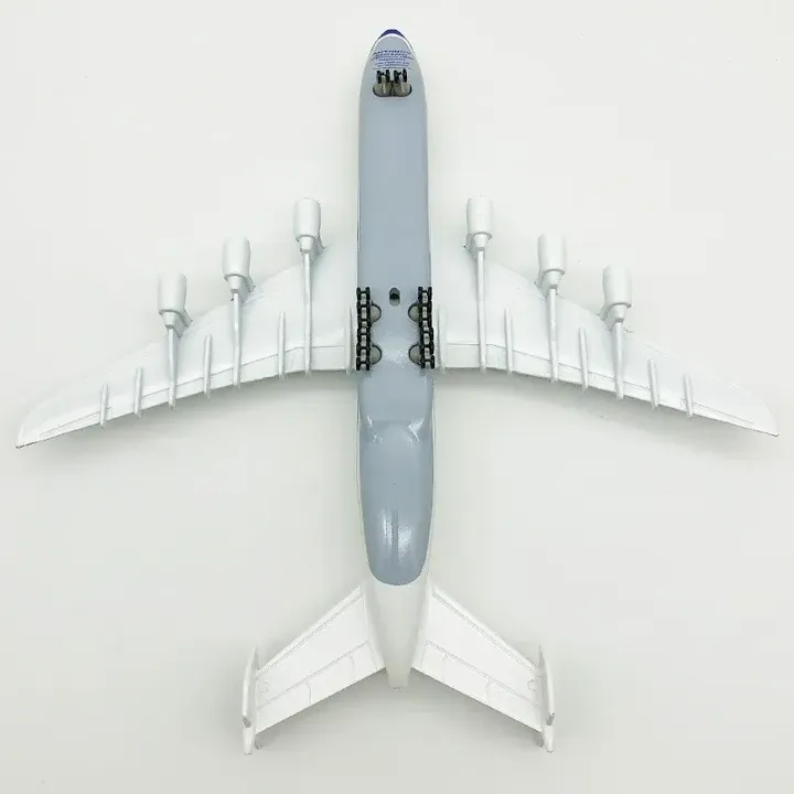 Mô Hình Máy Bay Vận Tải Antonov AN -225 20cm