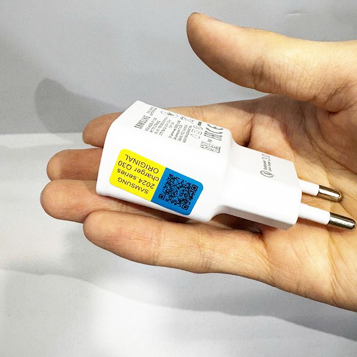 Cốc sạc nhanh Samsung 3.0 tương thích với hầu hết các thiết bị