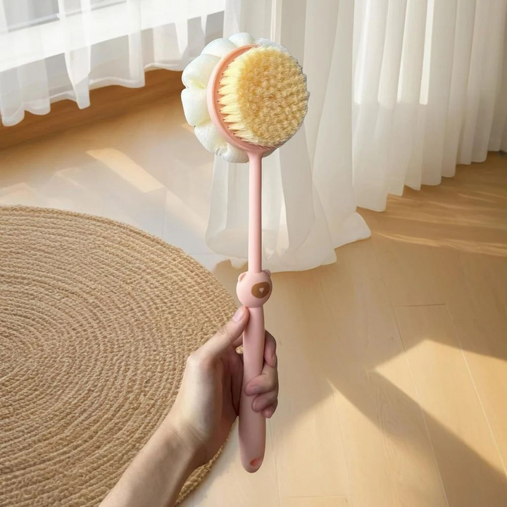 Bàn chải chà lưng 2 đầu hình gấu tạo bọt massage màu hồng