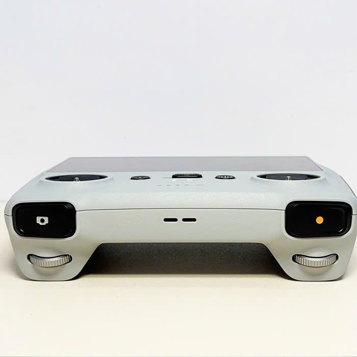 Bộ điều khiển DJI RC 2 có màn hình