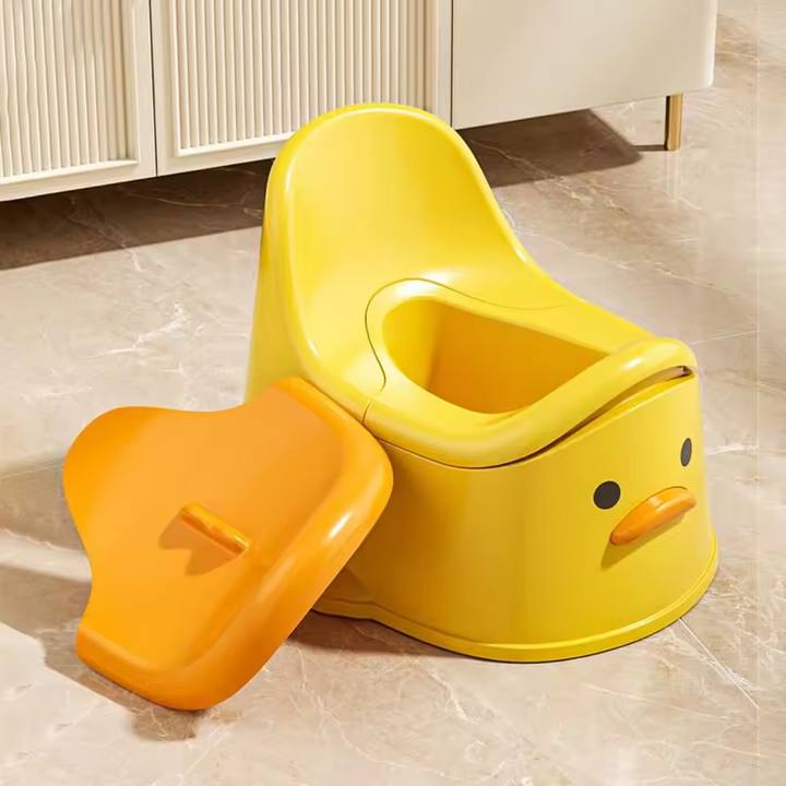 Bô vệ sinh cho bé tựa lưng hình vịt màu vàng dễ thương