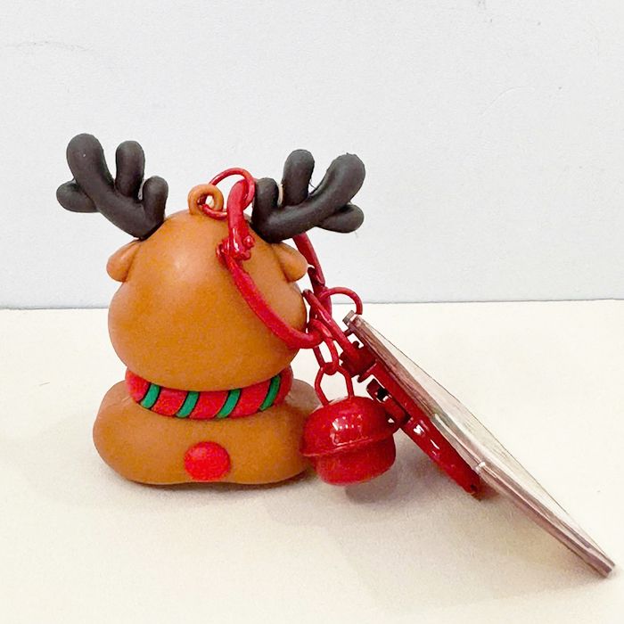 Móc khóa tuần lộc dễ thương kèm thẻ nhựa mica cao cấp