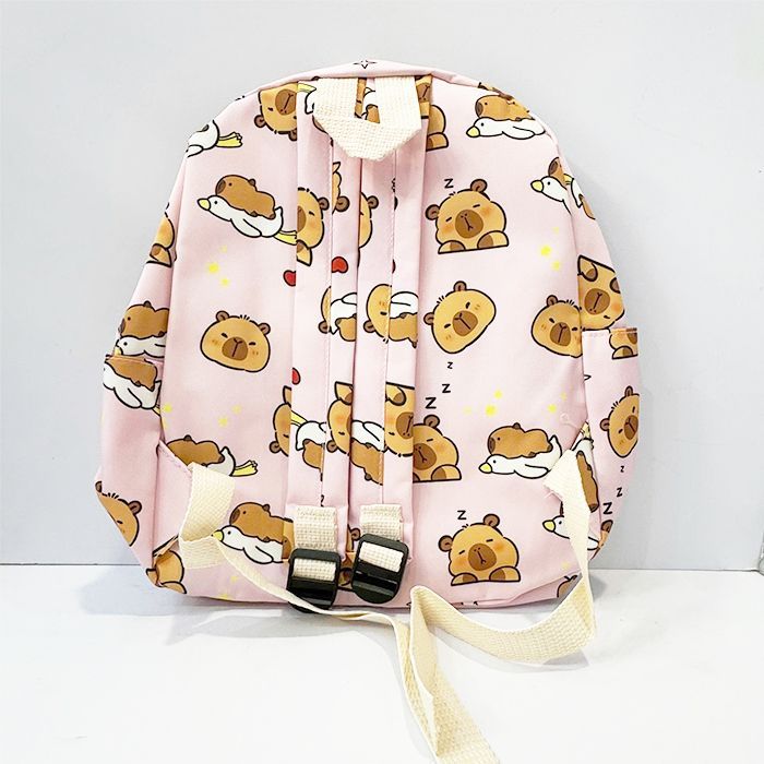 Balo Capybara màu hồng dễ thương kích thước 34*29*11 cm cho bé học mẫu giáo, mầm non và tiểu học