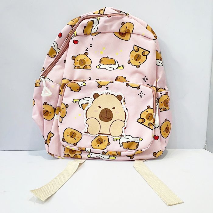 Balo Capybara màu hồng dễ thương kích thước 34*29*11 cm cho bé học mẫu giáo, mầm non và tiểu học