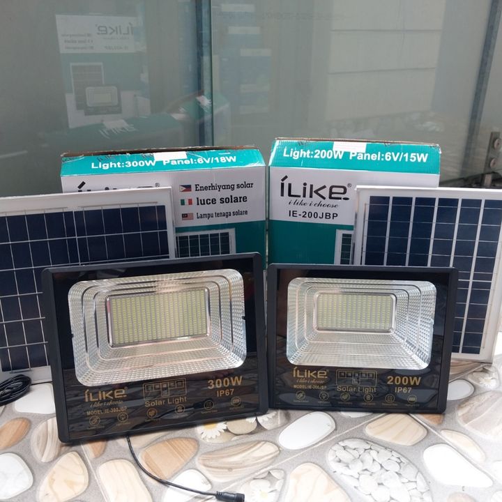 Đèn pha, đèn sân vườn năng lượng mặt trời ILIKE, IMT 200W