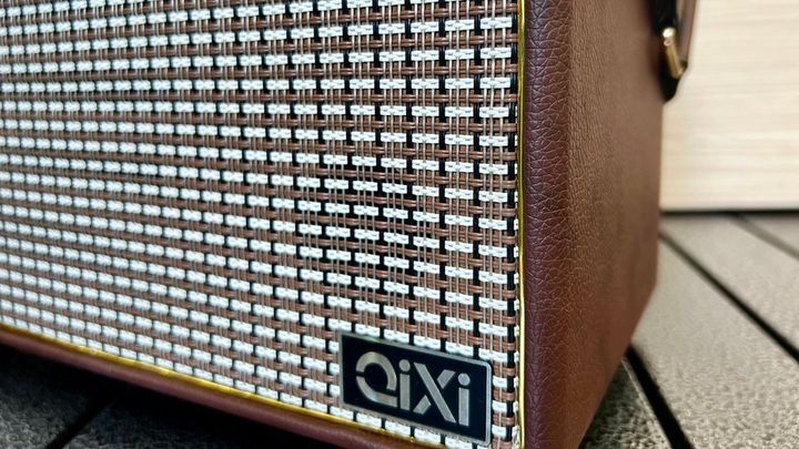 Loa Bluetooth xách tay QiXi SK-2039 kèm 2 micro karaoke