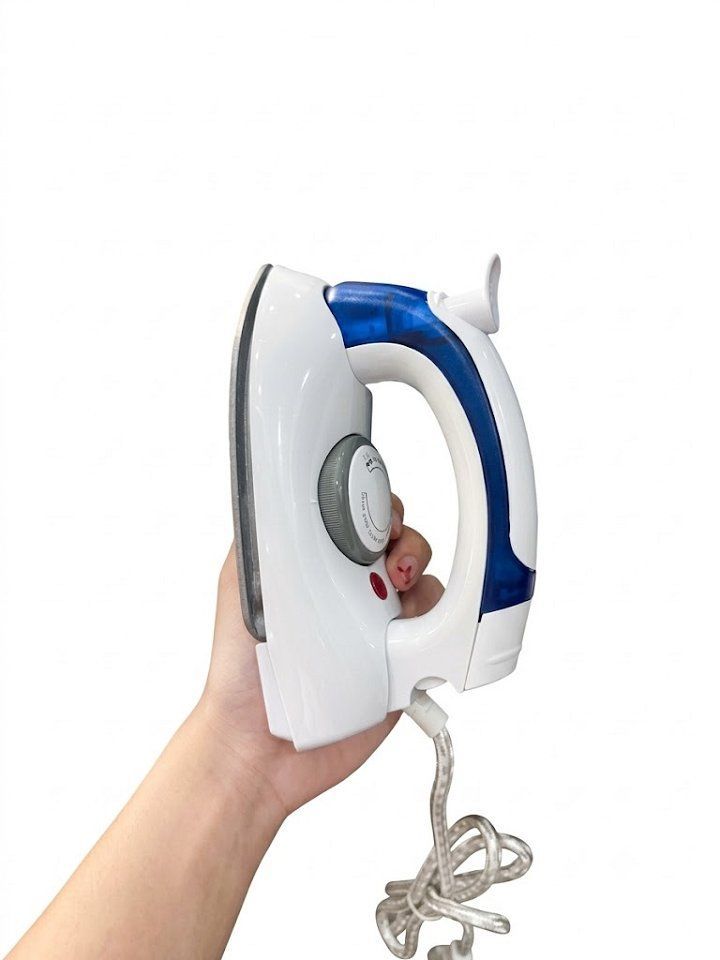 Bàn ủi, bàn là du lịch mini