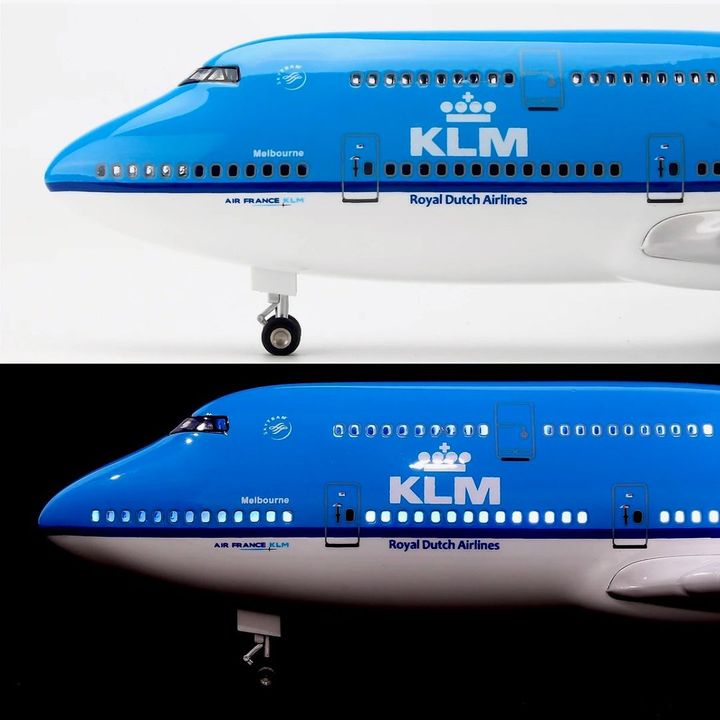 Mô hình Máy bay KLM Royal Dutch Boeing B747 47cm có đèn LED