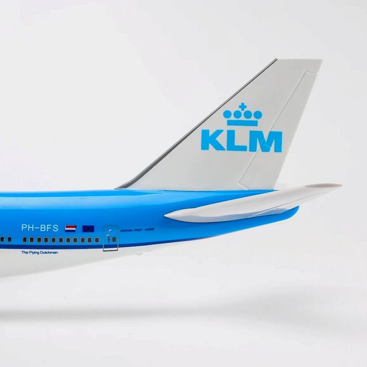 Mô hình Máy bay KLM Royal Dutch Boeing B747 47cm có đèn LED