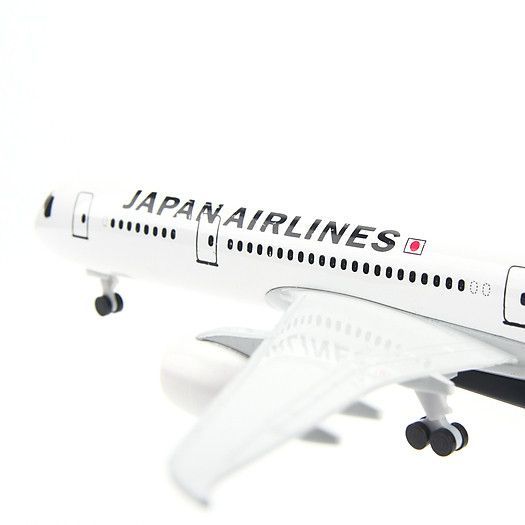 Mô hình Máy bay Japan Airlines B787 20cm Everfly