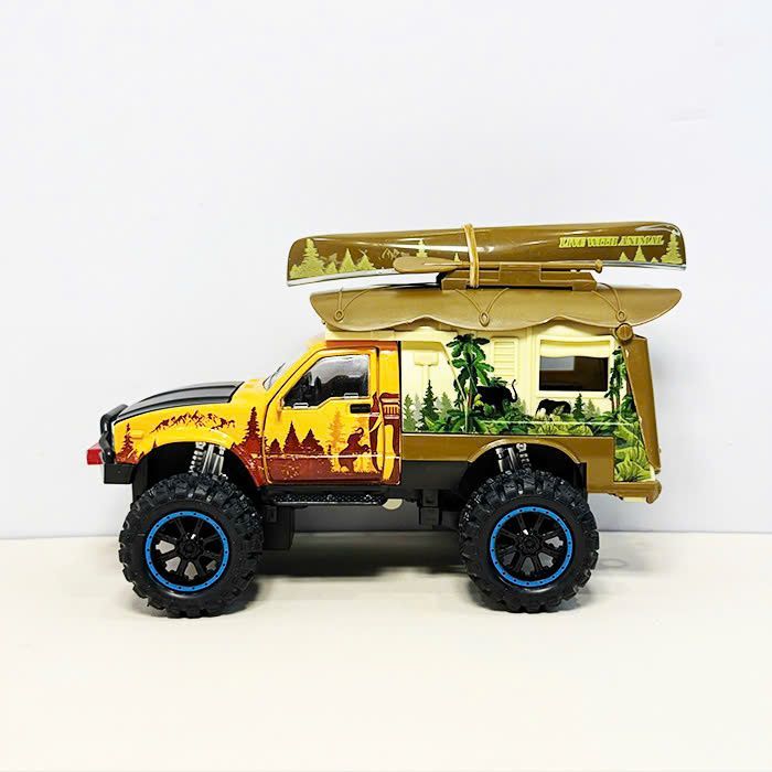 Mô hình xe địa hình cắm trại bánh lớn chất liệu hợp kim tỷ lệ 1:24