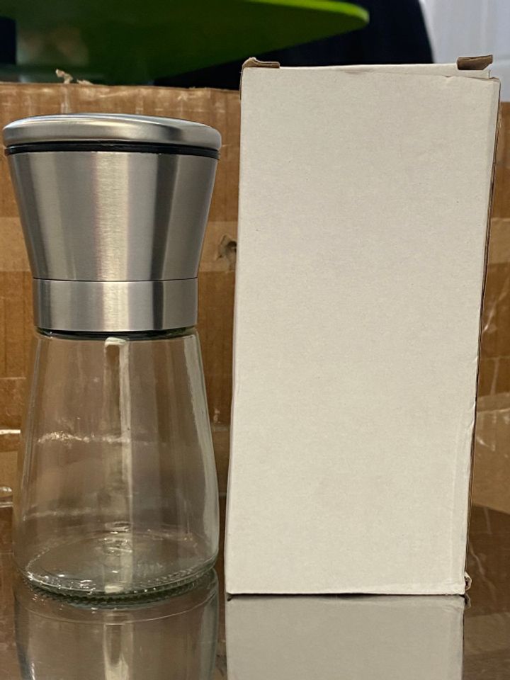 Dụng cụ đựng và xay tiêu bằng inox