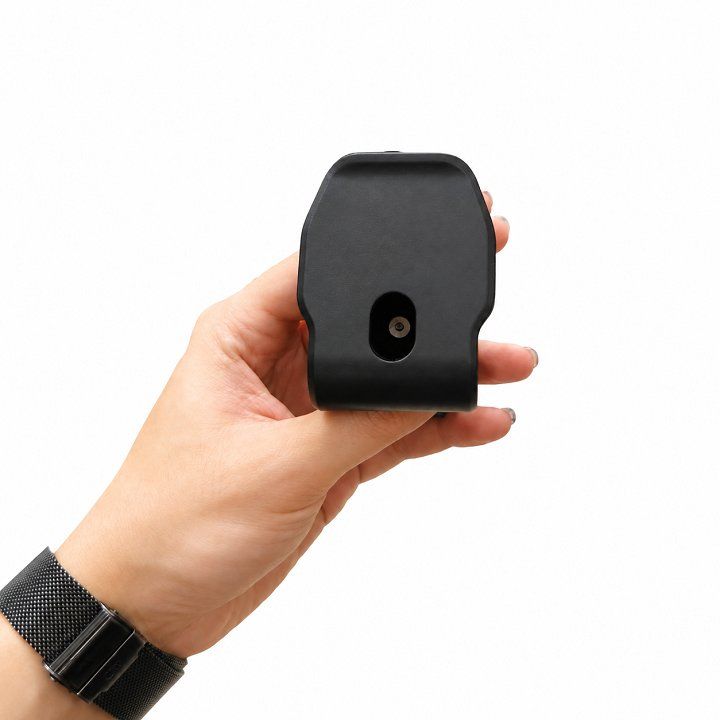 Giá Đỡ Kẹp Kính Chắn Nắng Ô Tô Hoặc Balo, Đa Năng Sunnylife Cho DJI Osmo Nano
