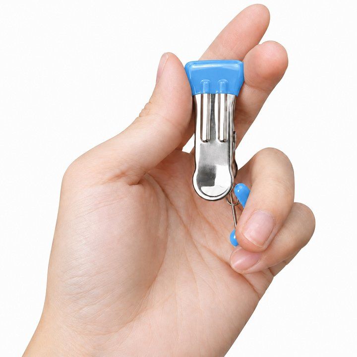 Móc treo quần áo, tất vớ 10 kẹp có khoá chống gió - chắc chắn, siêu bền - Xanh Dương