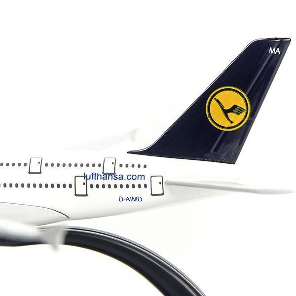 Mô hình Máy bay Lufthansa Airbus A380 20cm