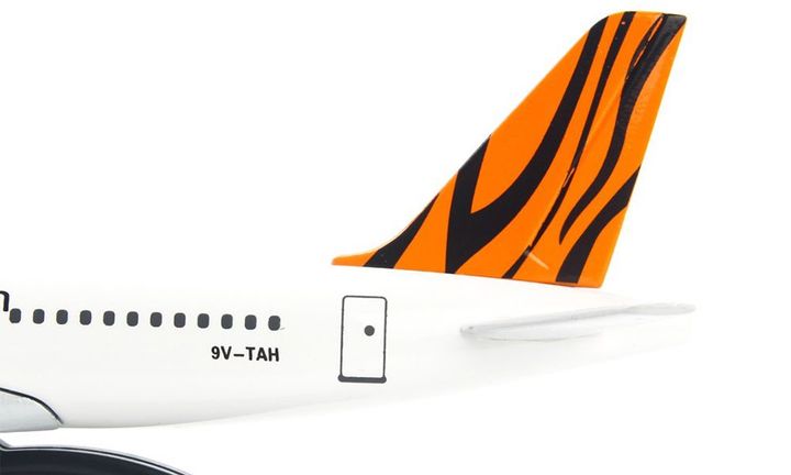 Mô hình Máy bay Tiger Airbus A320 20cm