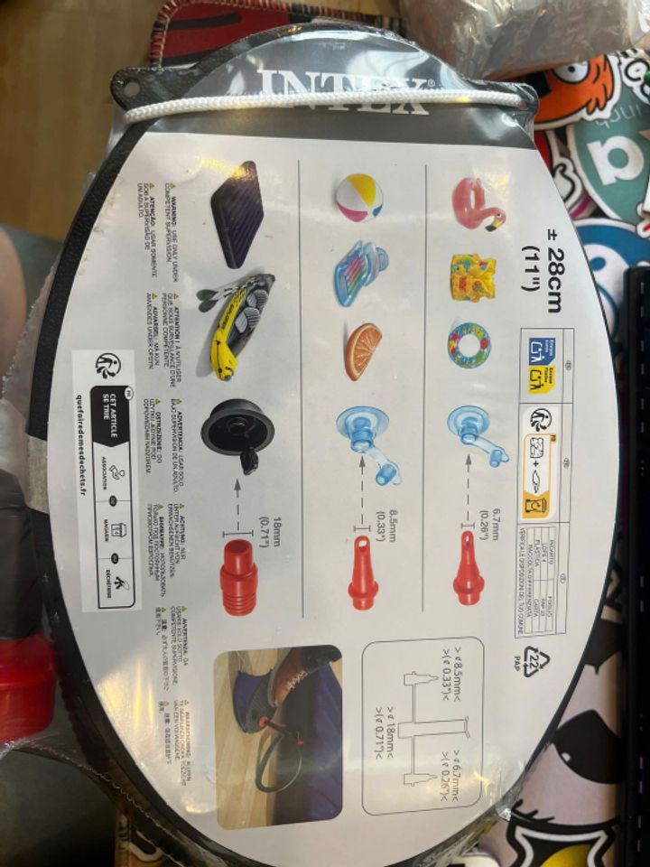 Bơm chân không khí hút xả 2 chiều loại vừa 28 cm INTEX 69611