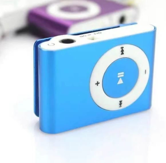 Máy Nghe Nhạc Mp3 Mini Có Tặng Kèm Tai Nghe ( Mẫu Thiết Kế Vuông, Không Bao Gồm Thẻ Nhớ )