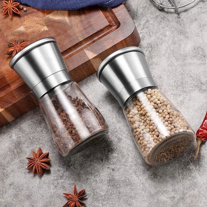 Dụng cụ xay tiêu inox nhỏ gọn tiện dùng