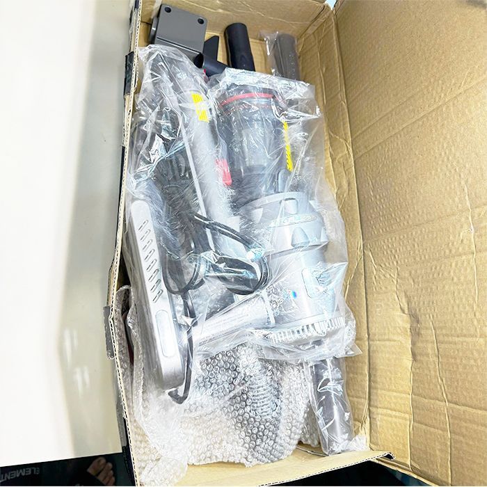 Máy hút bụi cầm tay ALIZZ AL-13882