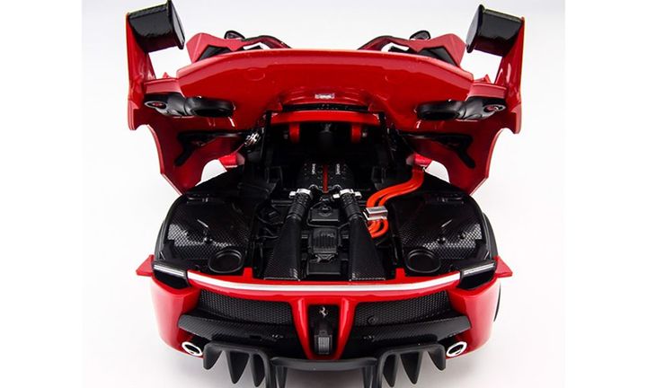 Mô hình Xe Ferrari FXX K 1:18 Bburago