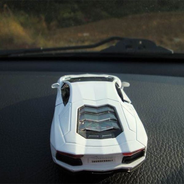 Hình ảnh Mô Hình Xe Hơi Lamborghini