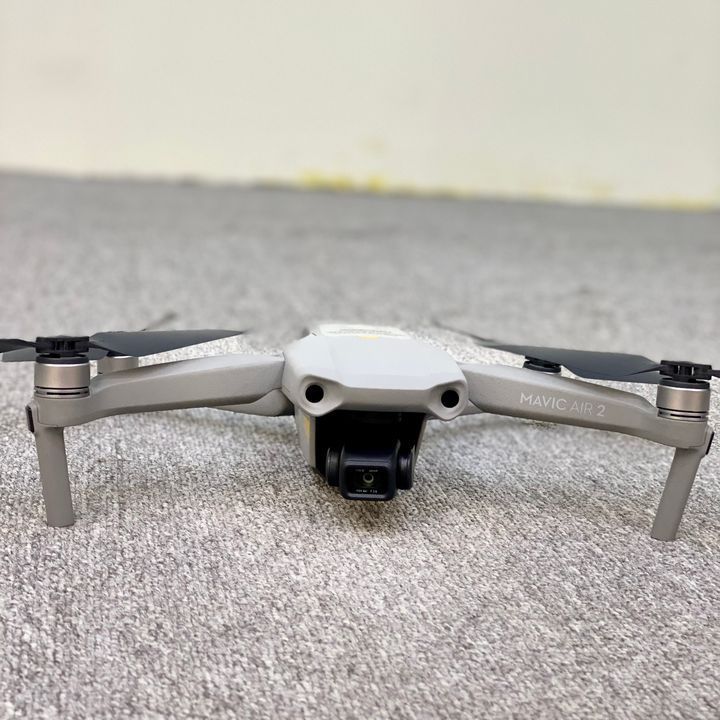 drone DJI Mavic air 2