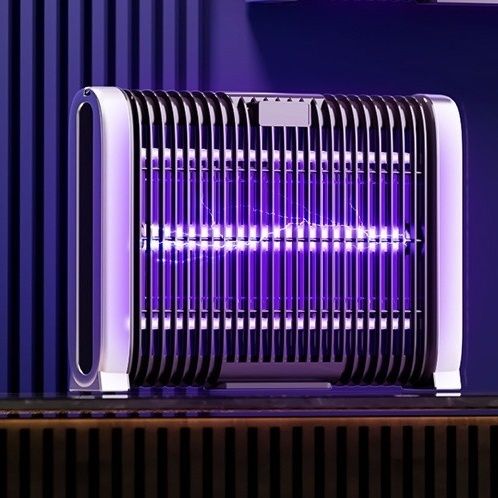 Đèn treo tường thu hút muỗi và côn trùng