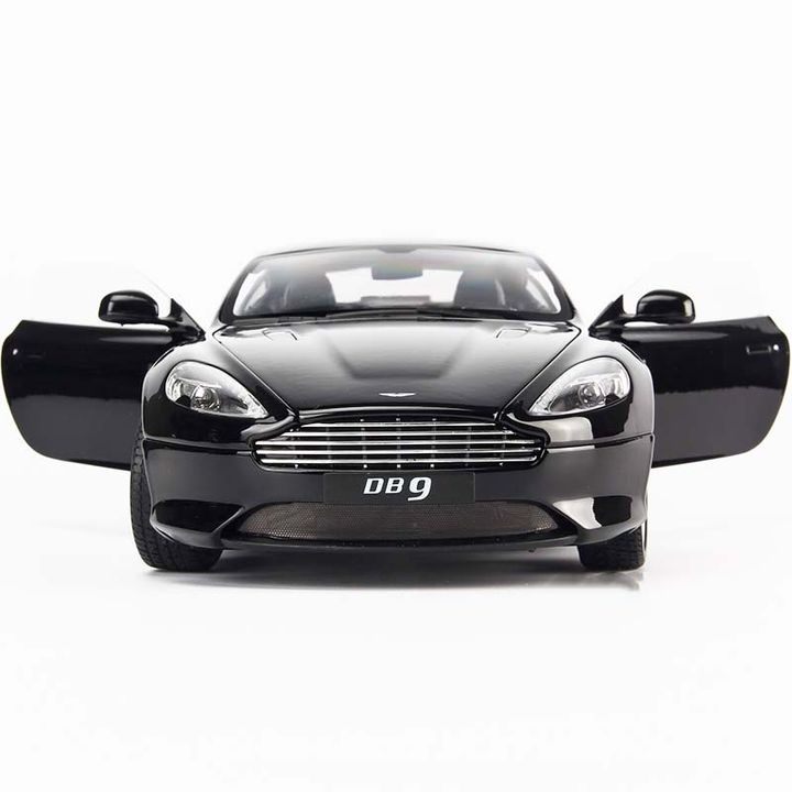 Mô hình Xe Aston Martin DB9 Coupe 1:18