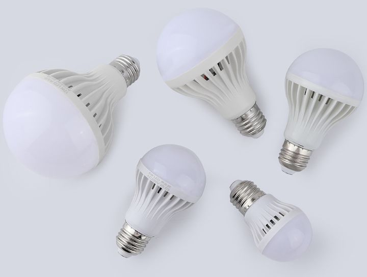 Bóng đèn cảm ứng 10W tiết kiệm điện tự động bật tắt khi có chuyển động