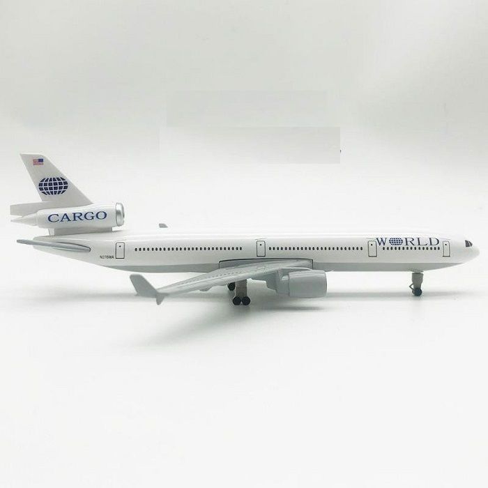 Mô hình máy bay World Airways Cargo MD-11 20cm