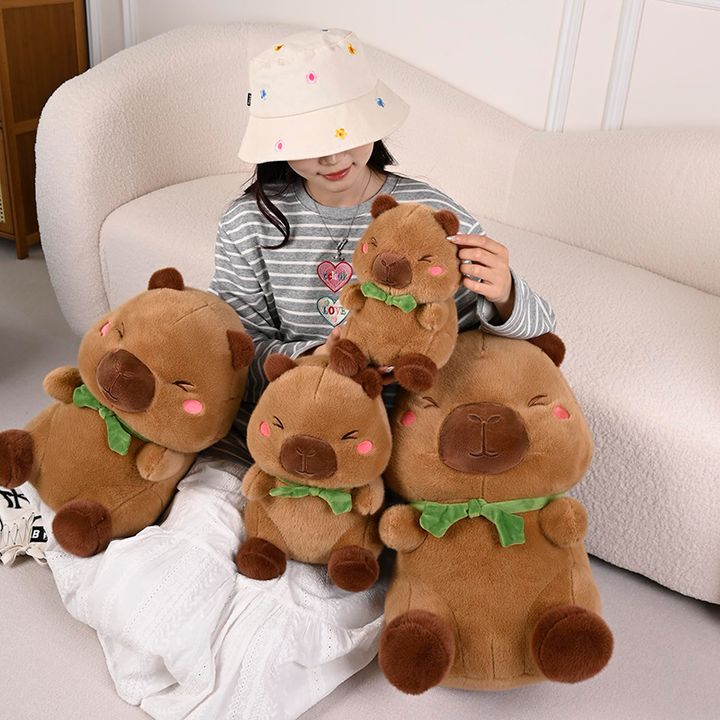 Gấu bông Capybara ôm ếch dễ thương size 35cm